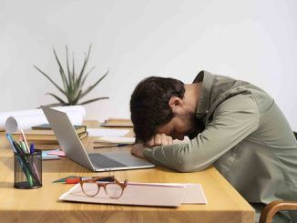 Sedentarismo laboral: consecuencias para la salud y cómo evitarlo